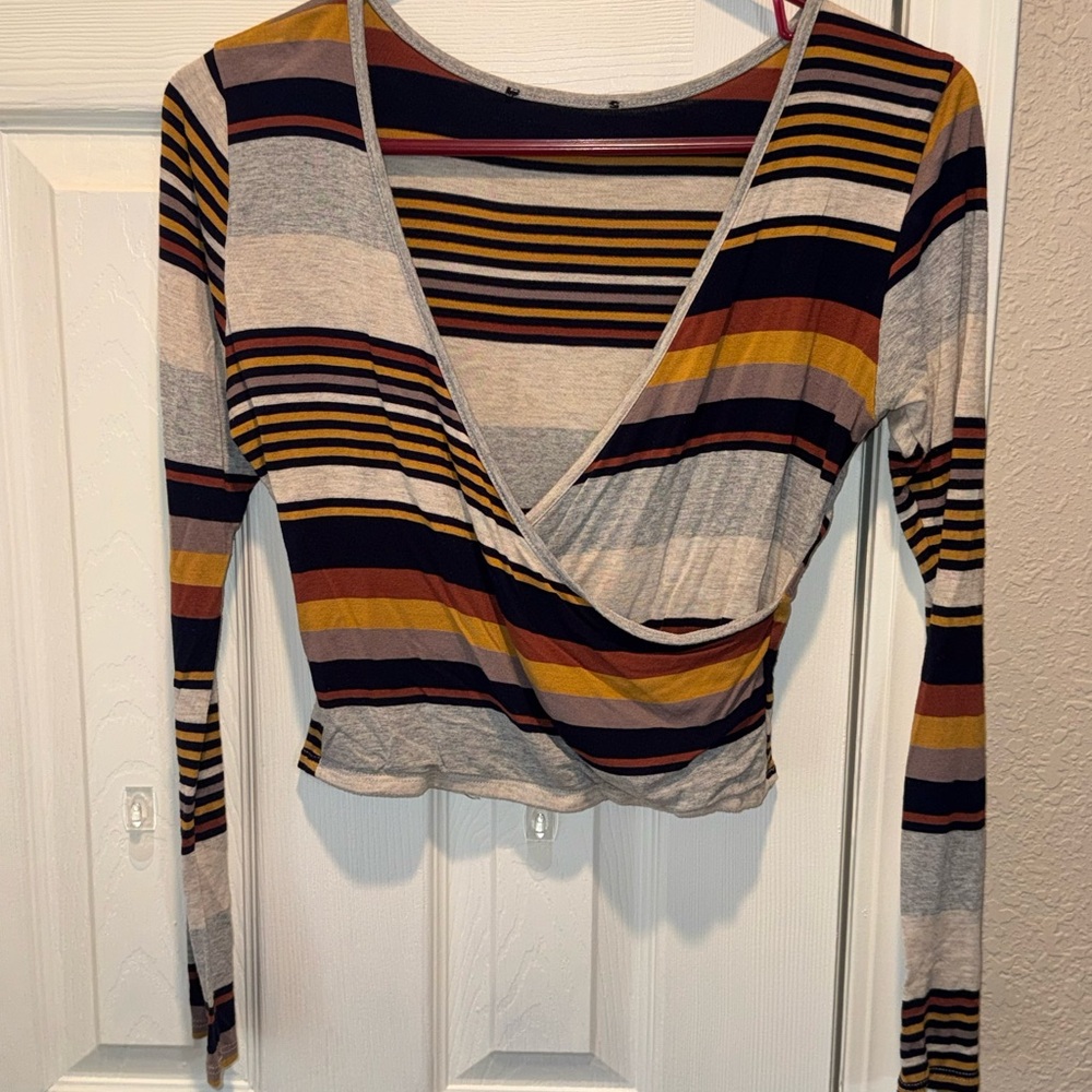 Striped V-Neck Long Sleeve Crop Top